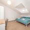 Lakeview Apartments