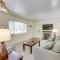 Pet-Friendly South Lake Tahoe Home 2 Mi to Lake