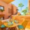 Cubo's Beach & Parking Jardines de Don Carlos - Marbella