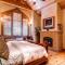 Three Peaks Mountain Lodge Three Peaks Mountain Lodge