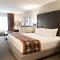 Oxford Suites Pendleton