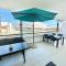 Lucky Star Marina Apartment, with Pool