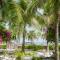 Malole Surf House