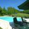 Holiday house overlooking lake near Tuscany