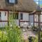 3 Bedroom Awesome Home In Bog By - Bogø By
