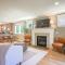 Exquisite Central Townhome with Spacious Loft and Gourmet Kitchen