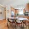 Exquisite Central Townhome with Spacious Loft and Gourmet Kitchen