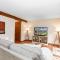 Spring Specials! Cozy King Beds, Pool Access, Galena Territory Amenities, Fireplace, Great Location in Galena Territory on Lake Galena - غالينا