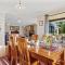 Selmes Sanctuary - Blenheim Holiday Home