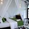 Maridian Hotel