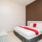 RedDoorz Syariah near Taman Air Mancur Bogor - 茂物