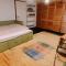 Spacious & comfortable guestrooms w private bathrooms near Koelnmesse & Lanxess Arena, free parking, highspeed WiFi - Köln