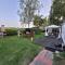 Chalet E009 with a large garden - Renswoude