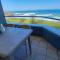 305B Bayview Breathe