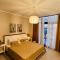 Swan Lake North Coast Luxurious Chalet with Garden