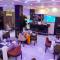 Romeneo Grand Royal Hotel