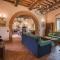 Leopolda in Selvarella pool and Wi-Fi