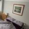 Private Double en-suite Room at the Groves