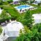 Seagloo Glamping - Adults Only