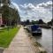 Chester City Centre Waterfront Apartment