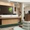 Holiday Inn - Cincinnati - Liberty Way, an IHG Hotel - West Chester