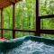 New Cozy Mountain Cabin Hot Tub Near Downtown - Gatlinburg