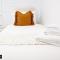 Marlin Waters Unit 1 walk to beach and river Bermagui Linen Provided - 伯马吉