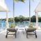 Iluka, Luxurious Riverfront Retreat