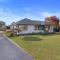 Private, Family-Friendly Home, 4BR by Airport & Free Parking
