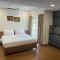 Palladium Luxury Suites Financial District Unit I - Hyderabad