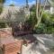 Porth House, with south facing courtyard garden!