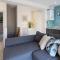 Cosy one bedroom apartments with free evening parking