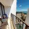 36th Floor Deluxe Ocean View Condo with Free Parking & Wifi condo