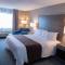 Lomira Inn and Suites