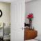 White House Ensuite double bedroom - 沃灵顿