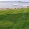 Life Is Good Lodge lakefront with sandy beach