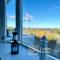 Southern cottage with terrace and magnificent view - Lillesand