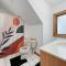 The Farmhouse - Luxury 5BR - Bay View - Waterfront - WFH - Home Gym