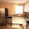 Family Paradise! HotTub/EV/4bd3ba/3.7mi to beach