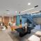 Exclusive Suites in MDR-Venice with Pool, GYM & HotTub