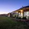 Old Bull Creek Luxury Retreat