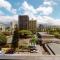 Deluxe Condo Near Waikiki Beach - Free Parking