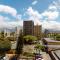 Deluxe Condo Near Waikiki Beach - Free Parking