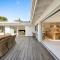 Kirra Beach House - relax in pool & sauna