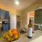 Apartment With Jacuzzi and pool access