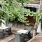 Maniumpathy Hotel