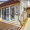 Walk to Restaurants Downtown Leesburg Townhome!