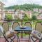 Lovely & Quiet Apartment - with Balcony & Parking - Como