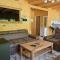 Hakuna Matata Lake House