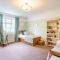 Luxury 8 bedroom home with leisure wing
